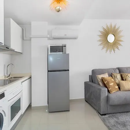 Apartment Reel Apartments- Walk To The And Centre Torrevieja