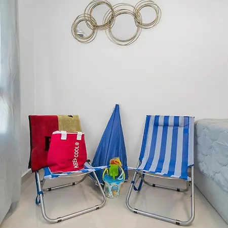 Apartment Reel Apartments- Walk To The And Centre Torrevieja