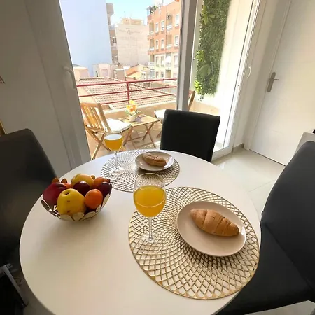 Lägenhet Reel Apartments- Walk To The And Centre Torrevieja